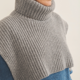 Grey cashmere collar women - side view | Kate | Linnea Lund