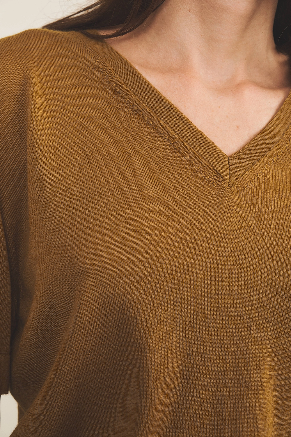 bronze color cashmere tee shirt women - focus | Magnus | Linnea Lund