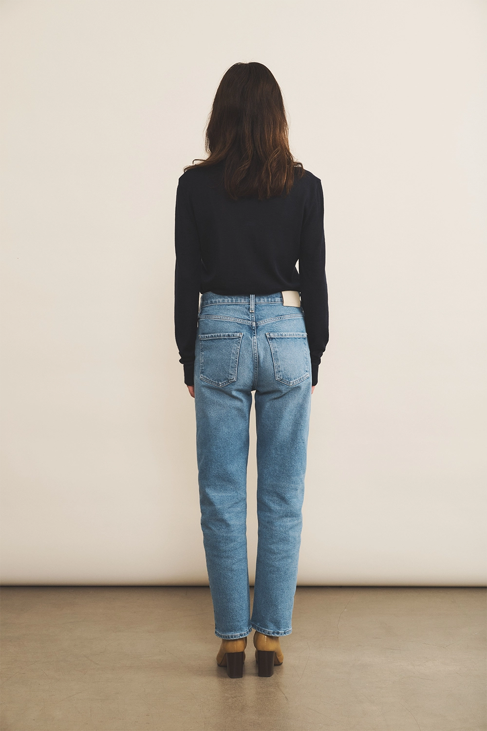 dark blue cashmere sweater women - back view | Marcel | Linnea Lund