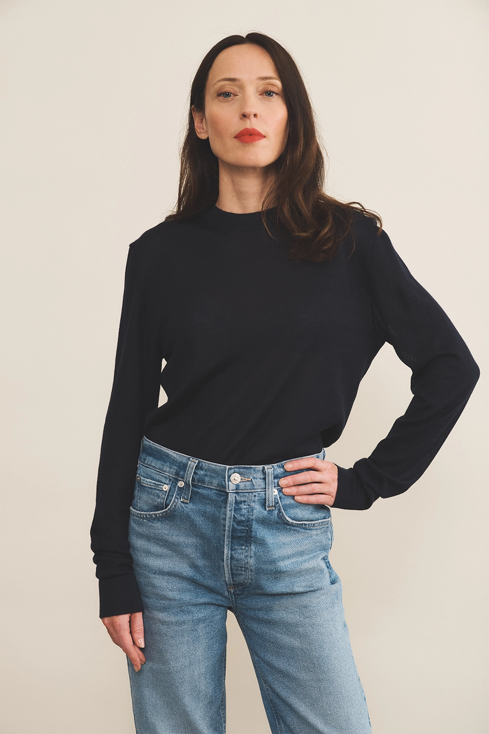 dark blue cashmere sweater women - front view | Marcel | Linnea Lund