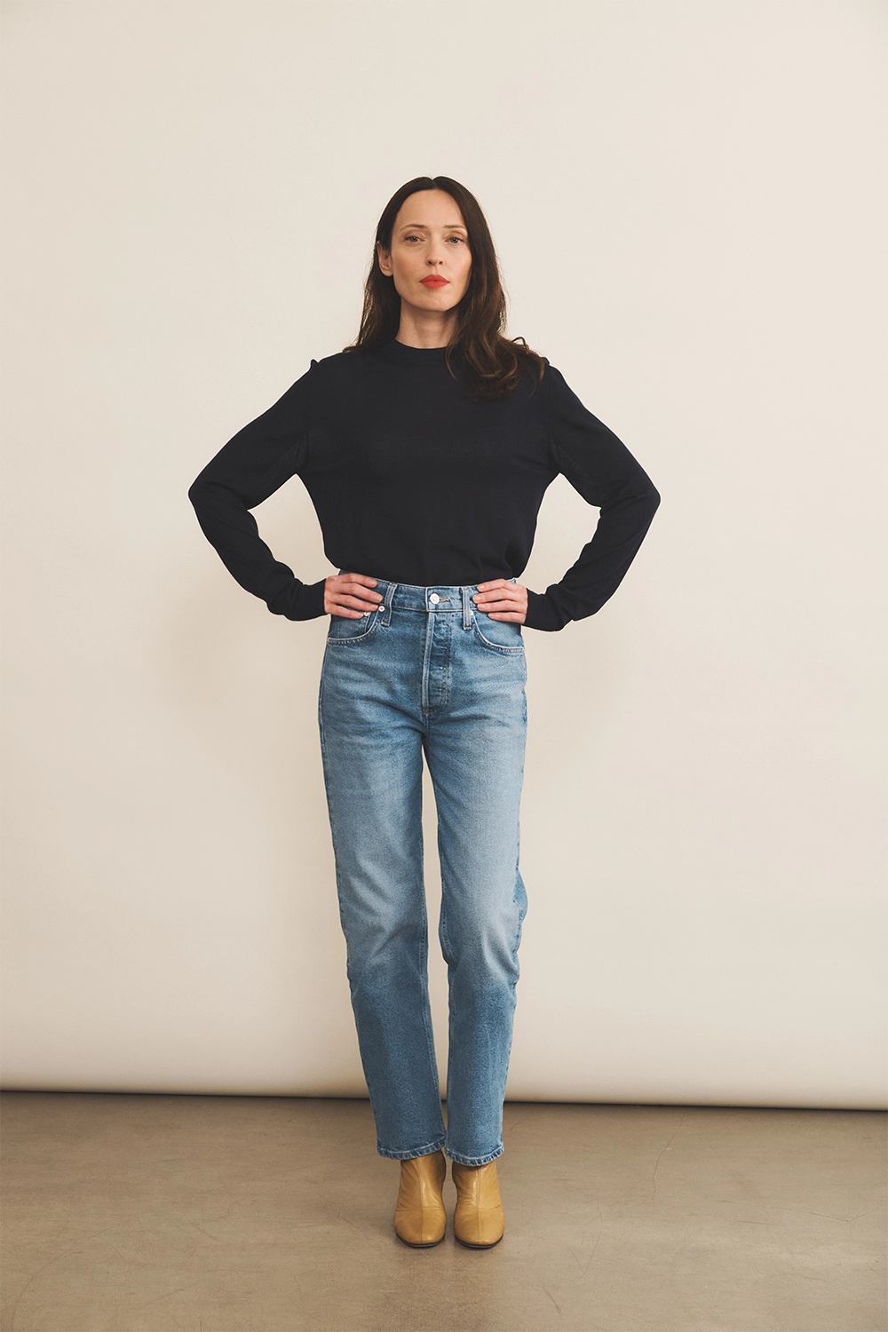 dark blue cashmere sweater women - front view | Marcel | Linnea Lund
