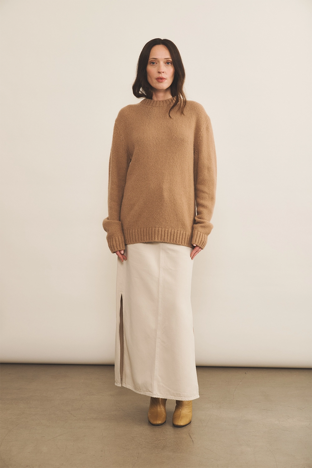 Brown cashmere sweater women - look | Margot | Linnea Lund