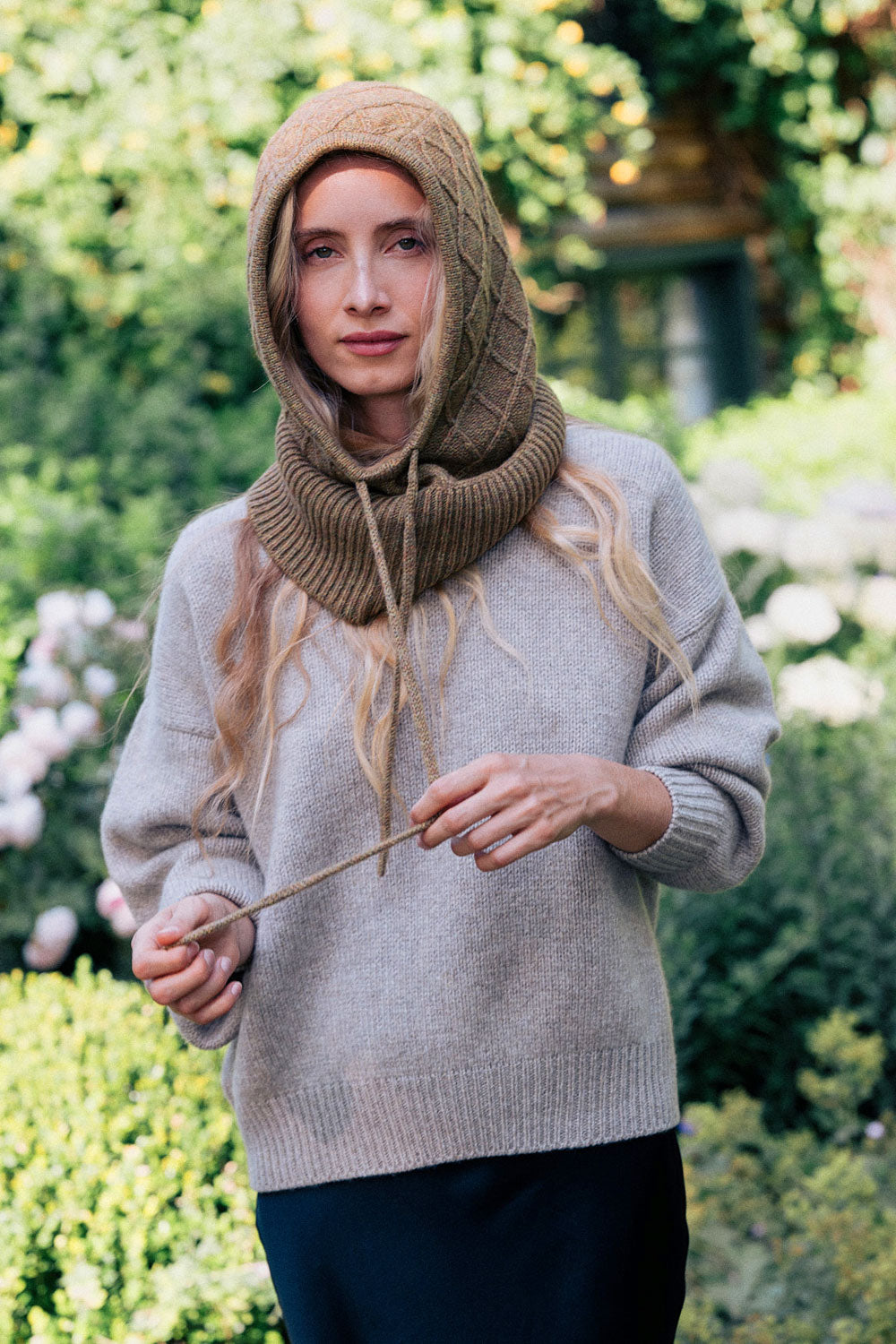 Ocher green cashmere balaclava | Marine | Linnea Lund
