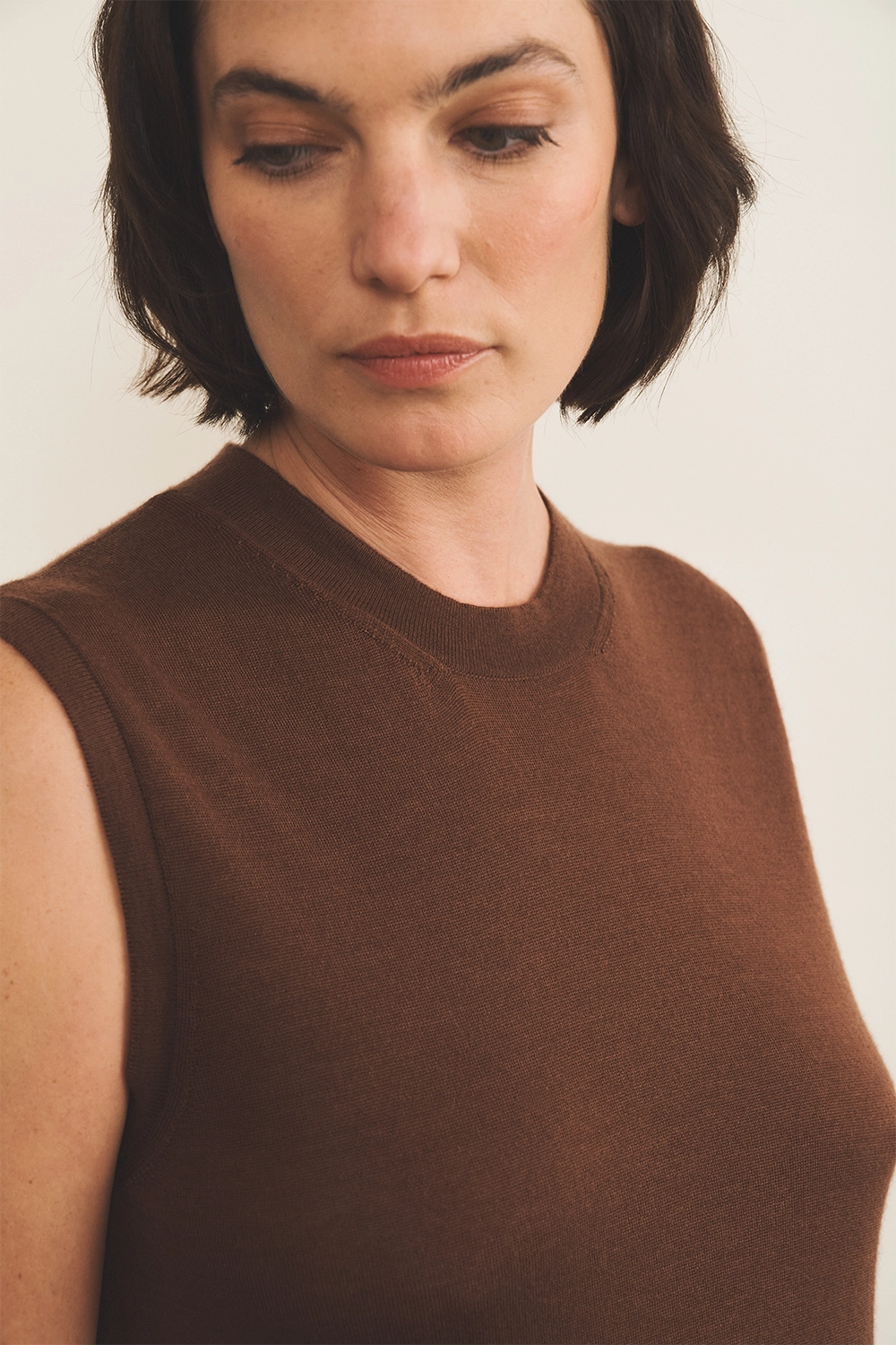 brown chocolate cashmere dress women - focus | Mia | Linnea Lund