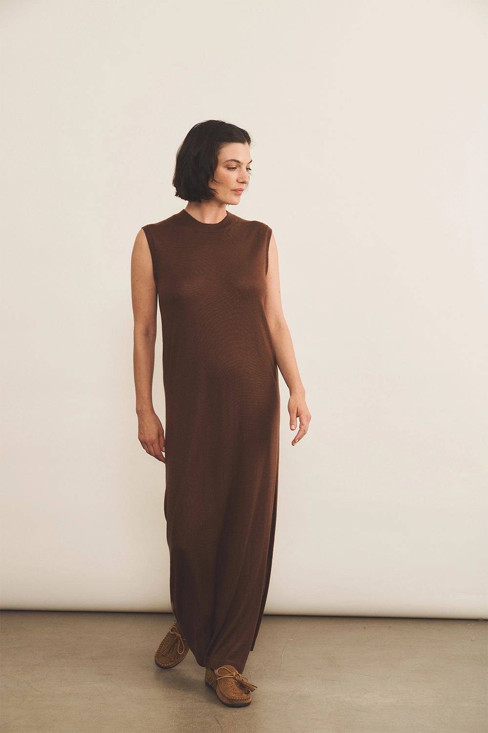 brown chocolate cashmere dress women - front | Mia | Linnea Lund