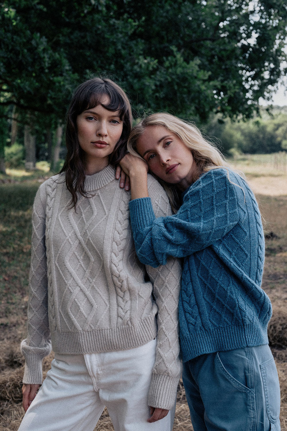 Beige cable knit cashmere sweater for women | Mila | Linnea Lund