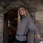 Turtleneck oversize brown cashmere sweater | Nathalie | Linnea Lund