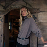 Turtleneck oversize brown cashmere sweater | Nathalie | Linnea Lund