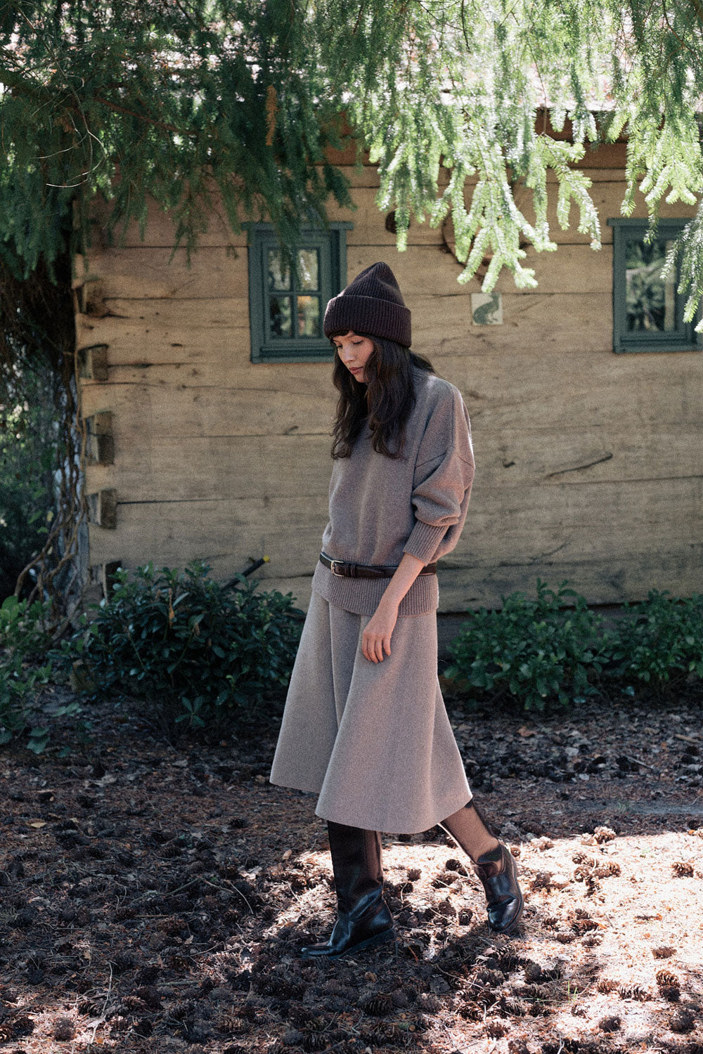 Turtleneck brown cashmere oversize sweater | Nina | Linnea Lund