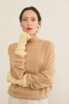light yellow cashmere mittens for women | Noah | Linnea Lund