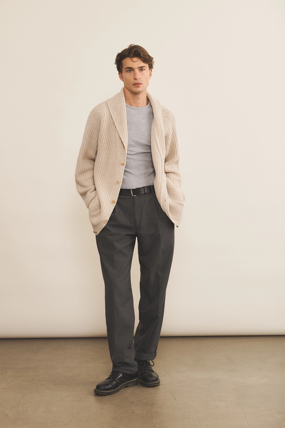 beige cashmere cardigan men - look | Philippe | Linnea Lund