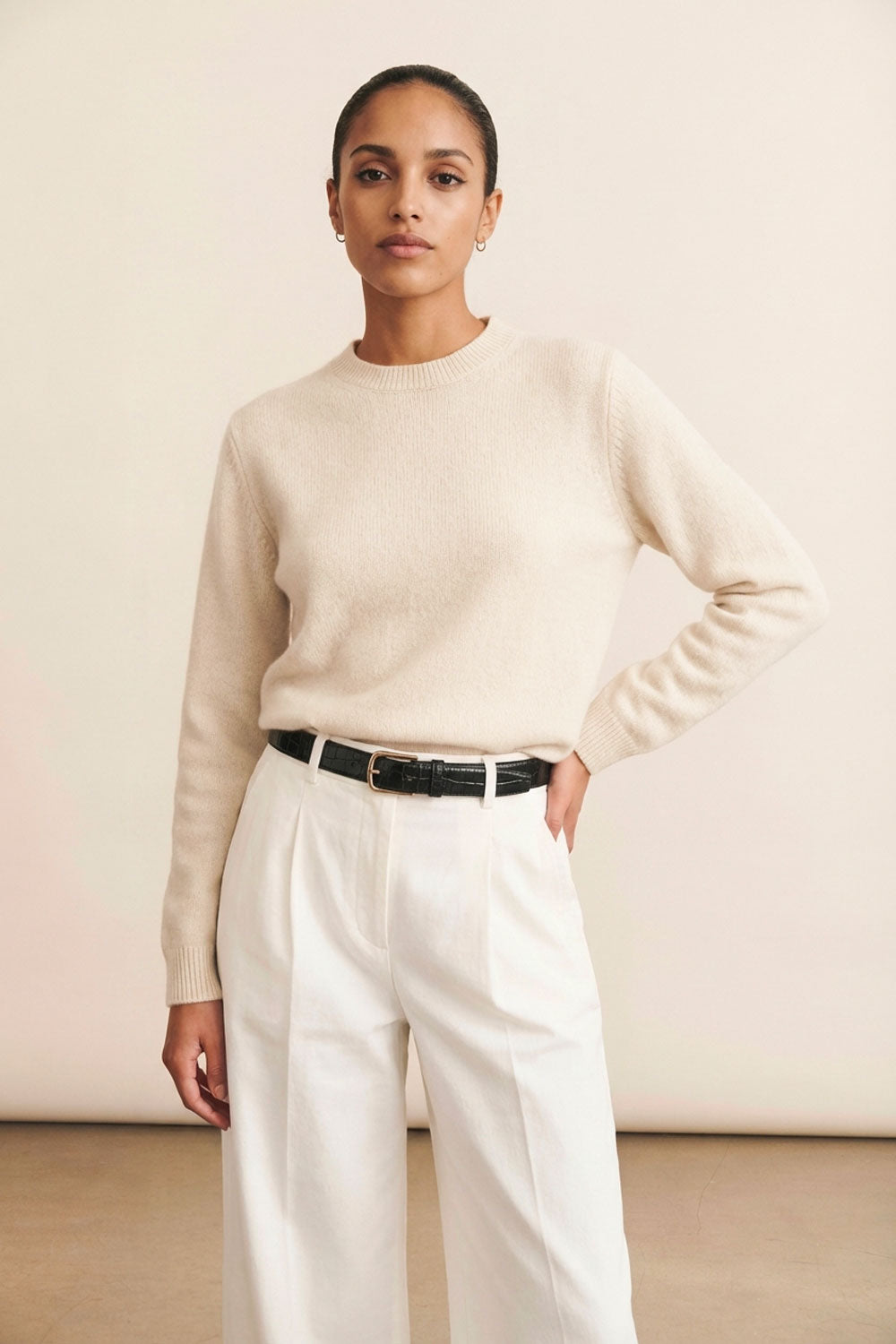 White cropped cashmere sweater crewneck | Pia | Linnea Lund