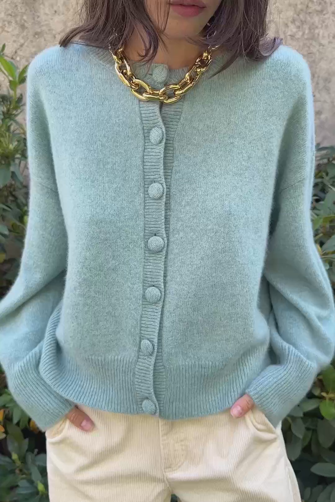 Aqua blue cashmere cardigan women | Gabriella - video | Linnea Lund