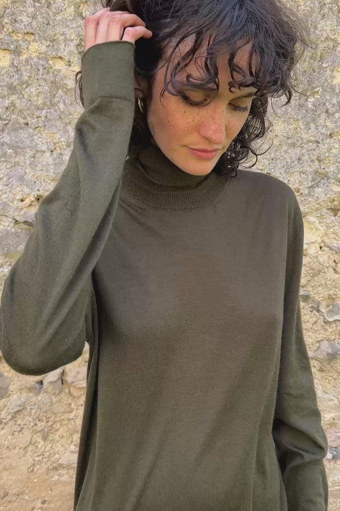 kaki cashmere long dress women - video | Lauren | Linnea Lund
