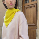 Yellow triangle cashmere scarf - video | Liv | Linnea Lund