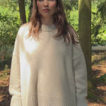 Beige oversized cashmere sweater for women | Kajsa | Linnea Lund