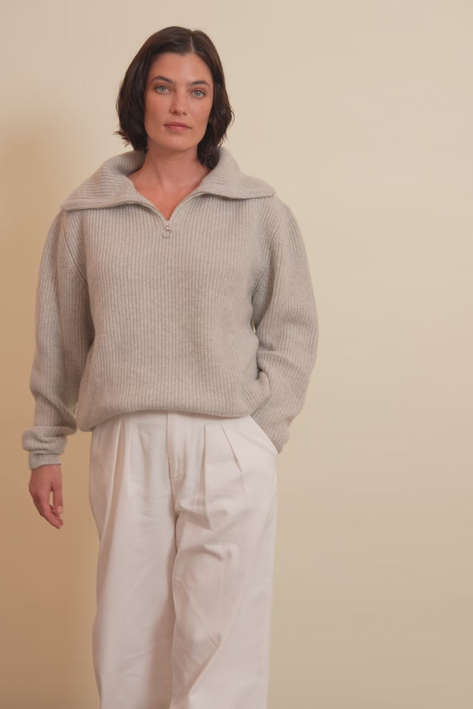 Zip collar light grey cashmere sweater for women - video | Sam | Linnea Lund