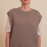 Taupe Cashmere sleeveless sweater women - video | Berit | Linnea Lund