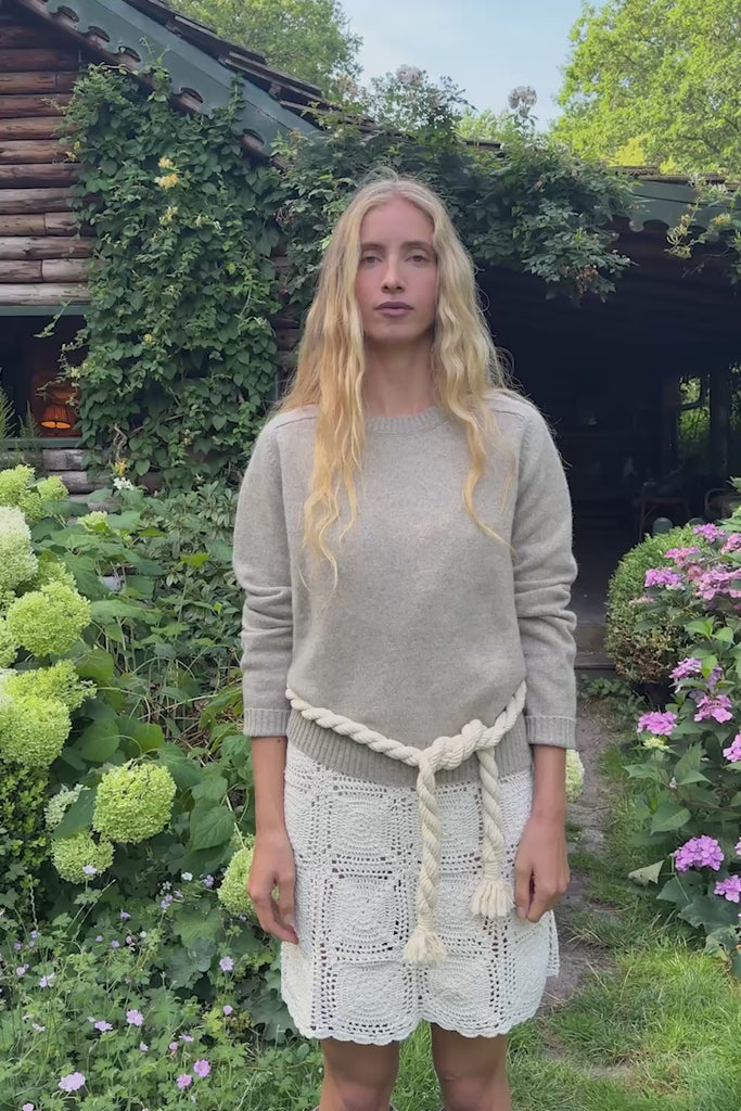 Dark beige cashmere sweater for women | Chloé | Linnea Lund