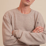 Beige men cashmere sweater - video | Mimmi | Linnea Lund
