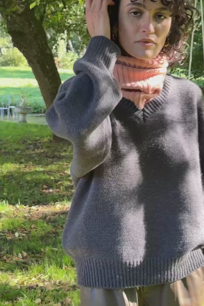 rose pink cashmere collar women - video | Maya | Linnea Lund
