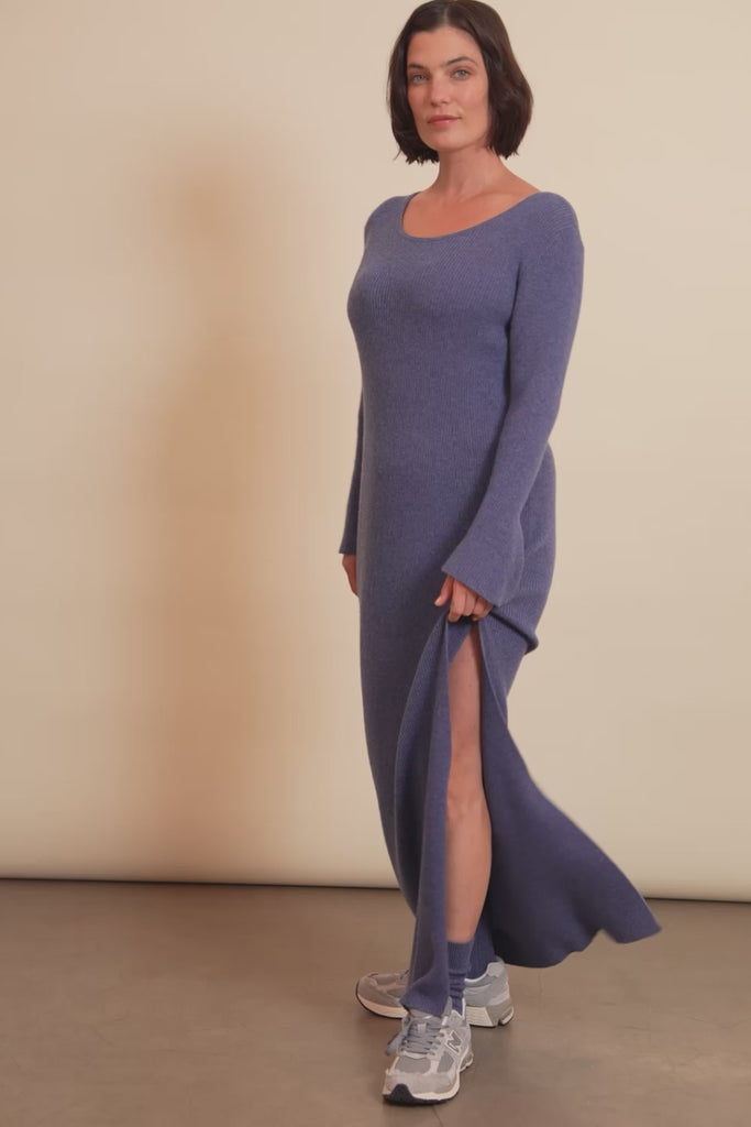 Blue denim cashmere dress women - video | Pepa | Linnea Lund