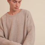 cashmere sweater men beige oversized long-sleeved ribbed - video | Edward | Linnea Lund