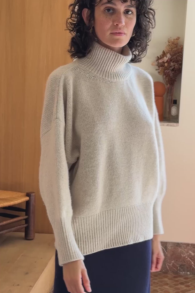 dark blue cashmere skirt women - video | Astrid | Linnea Lund
