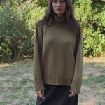 Ocher green women turtleneck cashmere sweater | Christina | Linnea Lund