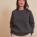 Dark grey cashmere sweater women - video | Sergio | Linnea Lund