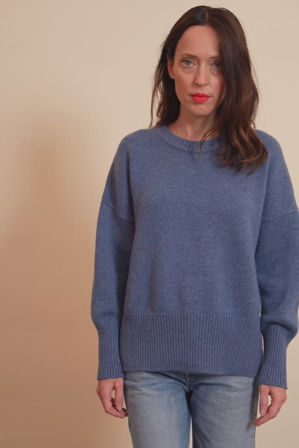 blue denim cashmere sweater women - video | Francesca | Linnea Lund