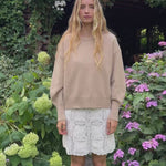 Ballon sleeves beige cashmere sweater | Sarah | Linnea Lund