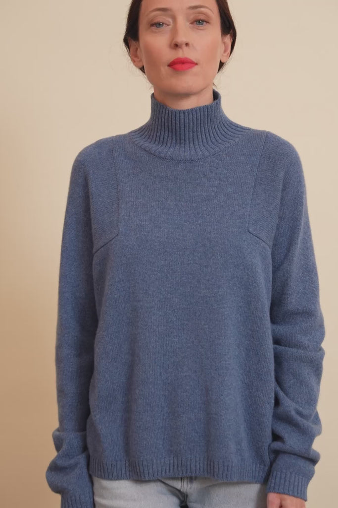 Blue denim cashmere sweater women - video| Charlotte | Linnea Lund