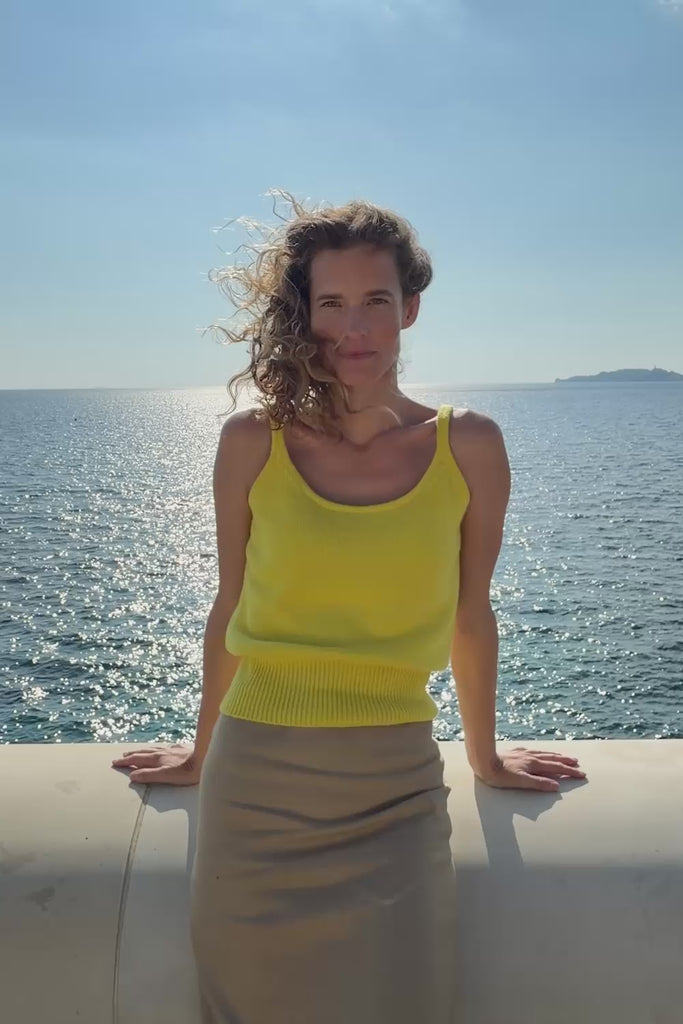 flash yellow cashmere top women | Maud | Linnea Lund