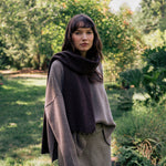 Dark brown rectangular cashmere scarf | Susanne | Linnea Lund