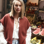 Cashmere sleeveless cardigan women red - front | Théo | Linnea Lund