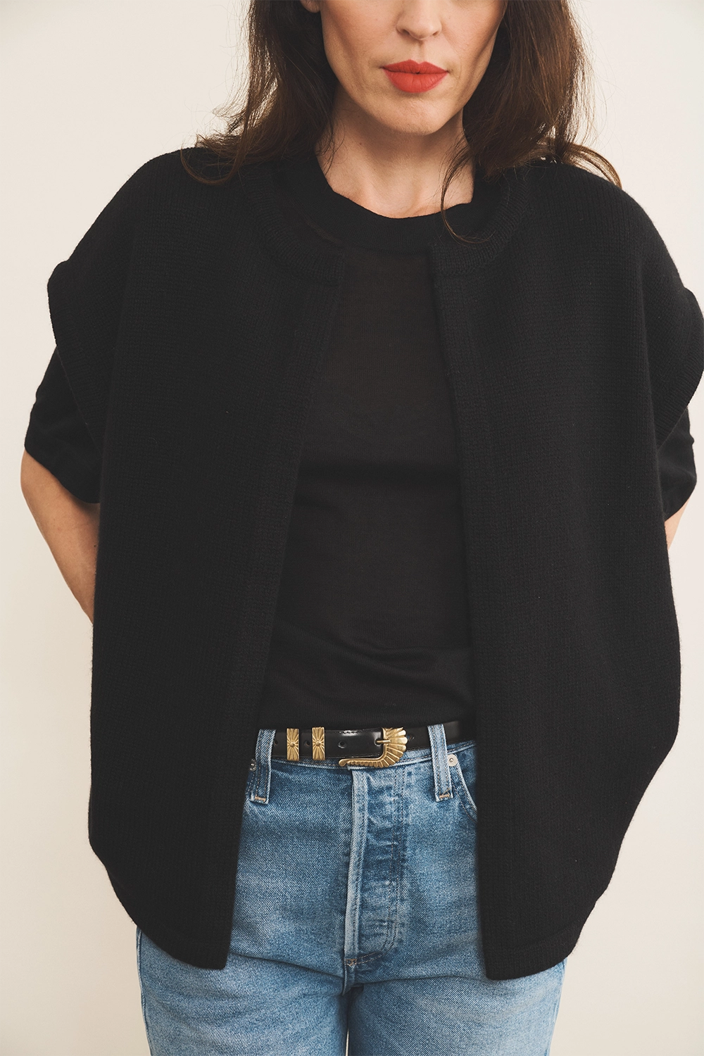 Cashmere sleeveless cardigan women black - front | Théo | Linnea Lund