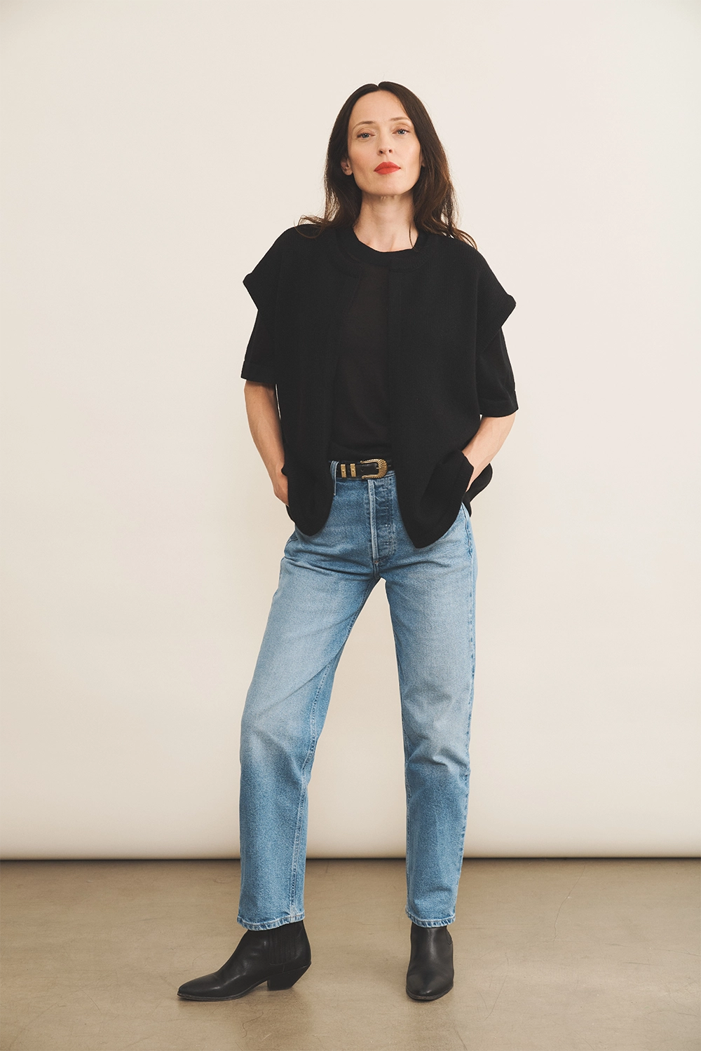 Cashmere sleeveless cardigan women black - look | Théo | Linnea Lund