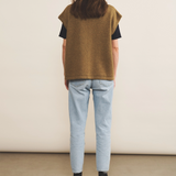 Cashmere sleeveless cardigan women green tobacco - back view | Théo | Linnea Lund