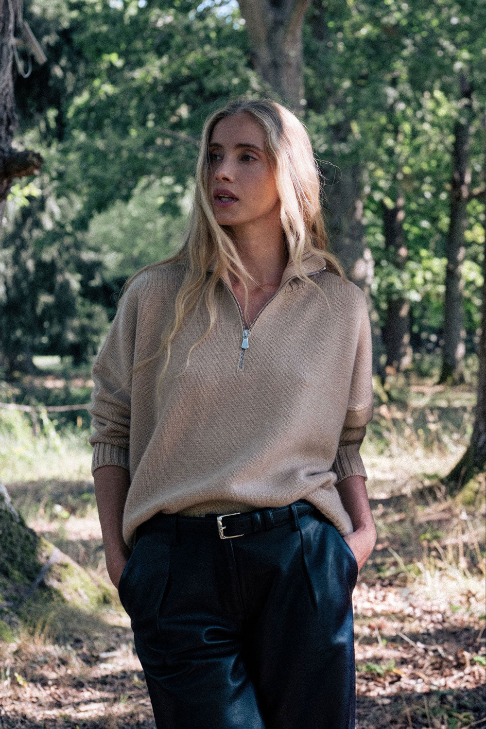 Sand beige cashmere zip sweater for women | Lasse | Linnea Lund